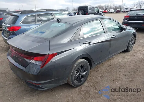 2022 Hyundai Elantra Sel from USA, damaged, VIN 5NPLM4AG8NH063345